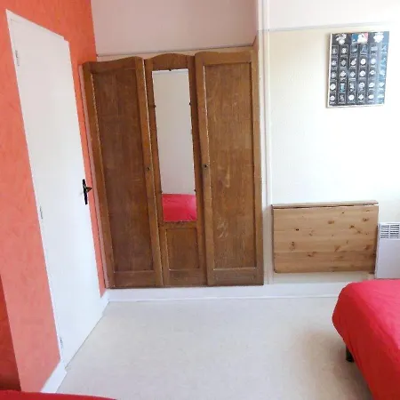 Appartement De 2 Chambres A La Bourboule Avec Magnifique Vue Sur La Montagne Jardin Clos Et Wifi A 12 Km Des Pistes Apartament